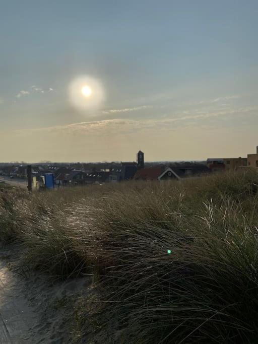 Strandhuisje Freek, 900 M Van Zee En Strand Callantsoog Exteriör bild